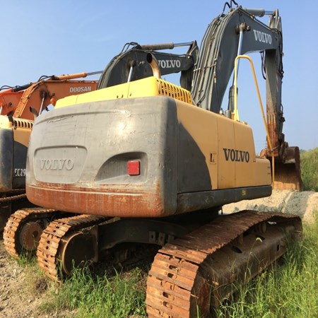 Used Volvo- EC290 Crawler Excavator for sale