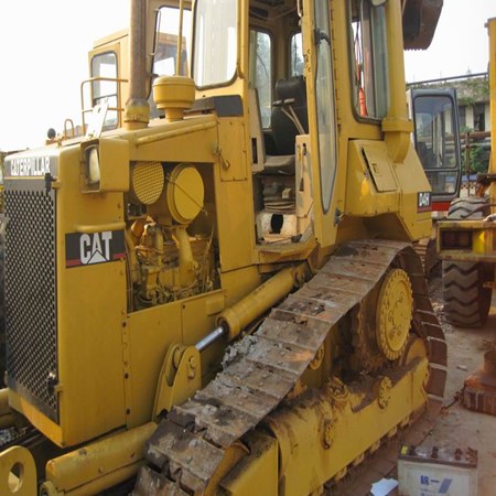 1986 Caterpillar D4H Dozer