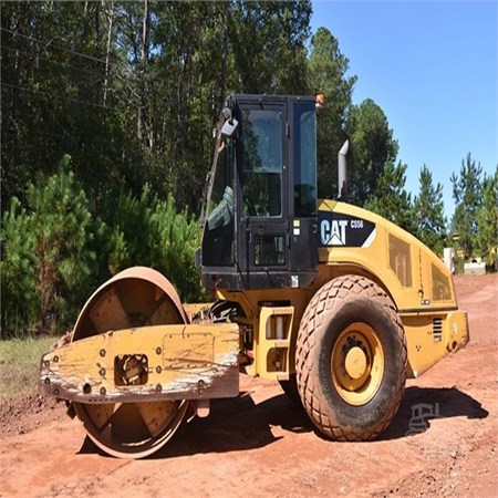 Used Smooth Drum Compactor CS56 – Caterpillar for Sale