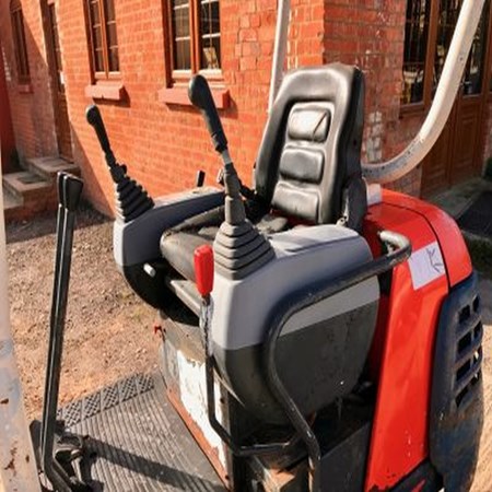 Used Excavator - Kubota KX36-2 with 3 Buckets for Sale