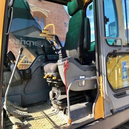 2007 Volvo EC210 BLC - Used Excavator with 5ft Bulk Bucket for Sale