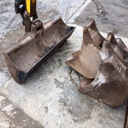 Used Excavator JCB 8050ZTS with hydraulic hitch & 3 buckets for Sale