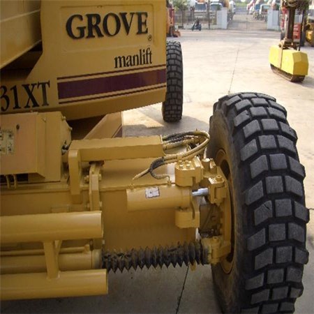 1996 GROVE AMZ131XT