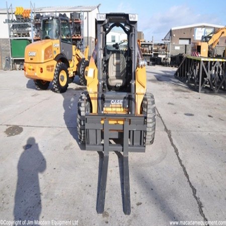 Used CASE SR250 Skid Steer Loader in good condition for sale