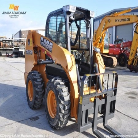 Used CASE SR250 Skid Steer Loader in good condition for sale