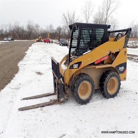 Used Wheel Skid Steer 242B3 – CATERPILLAR for Sale