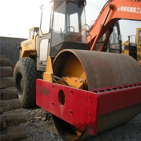Compactor Dynapac roller CA30