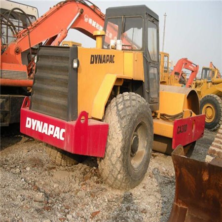 Compactor Dynapac roller CA30