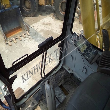 Used KOMATSU PC220 Crawler Excavator for Sale
