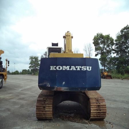 Used KOMATSU PC220 Crawler Excavator for Sale