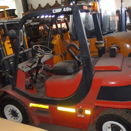 Used CLARK CMP40D FORKLIFT for Sale