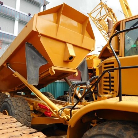Used Caterpillar 735 Dump Truck for Sale