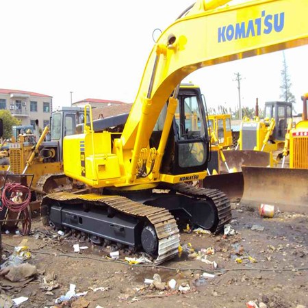 Used Komatsu PC200-7