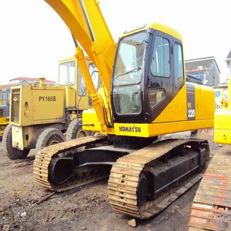 Used Komatsu PC200-7