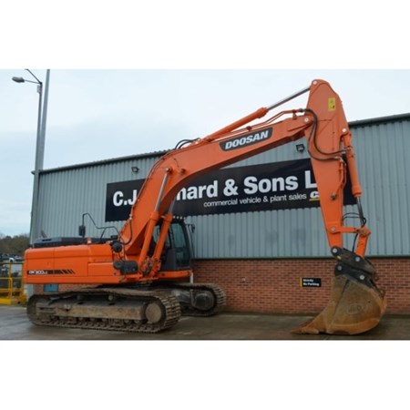 Used DOOSAN-DX300LC Crawler Excavator for Sale