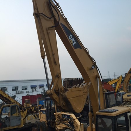 2 units of Used CAT 320BC Tracked Excavator - Year 1998 for Sale