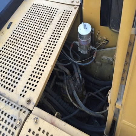 2 units of Used CAT 320BC Tracked Excavator - Year 1998 for Sale