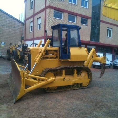 Used Bulldozer KOMATSU D65-6 for Sale