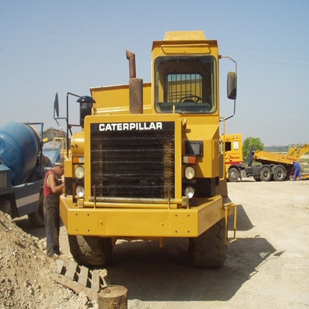 Year 1986 - CATERPILLAR D400 Used Dumper for Sale