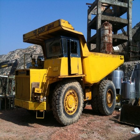 KOMATSU 1978 – HD320-2 Used Dumper for Sale