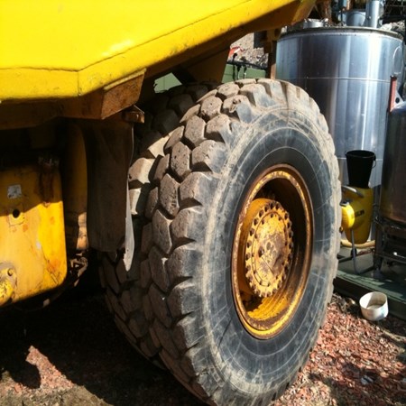 KOMATSU 1978 – HD320-2 Used Dumper for Sale