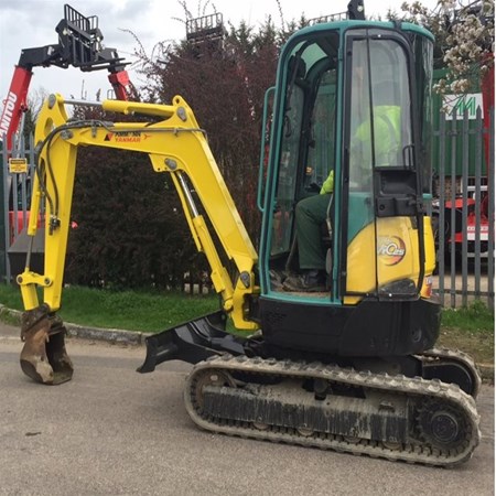 Used Vio 25-4 Mini Crawler Excavator – Yanmar for Sale
