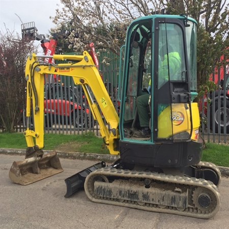 Used Mini Crawler Excavator Vio 25-4 – Yanmar for Sale