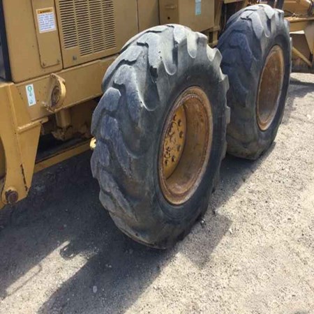 Used Caterpillar 140H grader for Sale