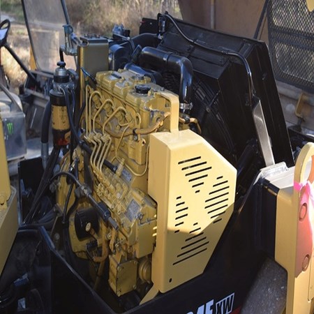 Caterpillar – CB-334E Used Asphalt Roller for Sale