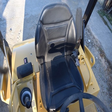 Caterpillar – CB-334E Used Asphalt Roller for Sale