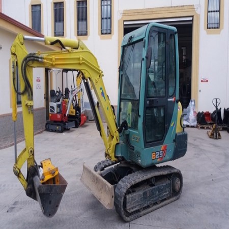 Used YANMAR B25V Mini Excavator for Sale