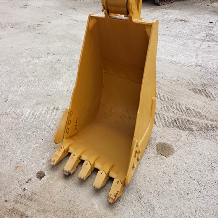 Used Mitsubishi MS180-8 Hydraulic Excavator for Sale