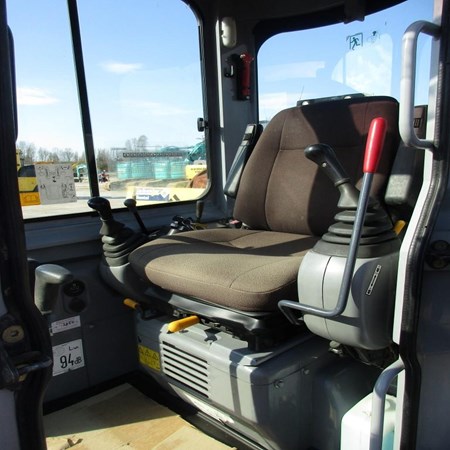 Used NEW HOLLAND KOBELCO E 30.2 SR Hydraulic Crawler Excavator– 2008 Year, 3610 Hours for Sale