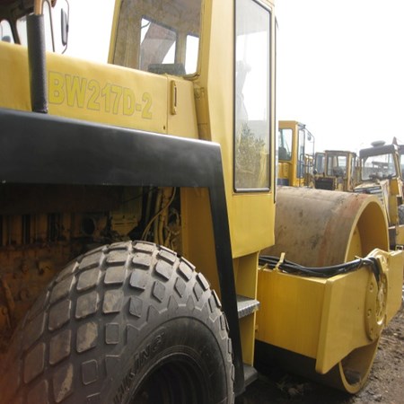 Used Compactor BOMAG BW217D