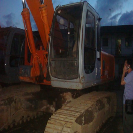 HITACHI EX300-5 CRAWLER EXCAVATOR