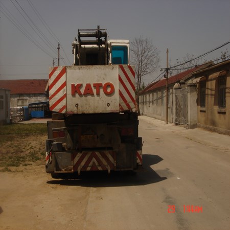 Used kato NK400 Truck crane