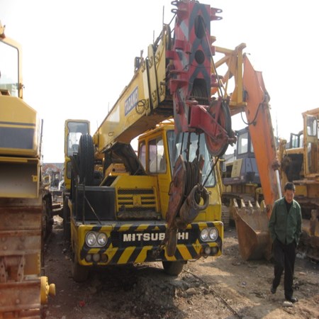 USED TADANO TRUCK CRANE TL250E