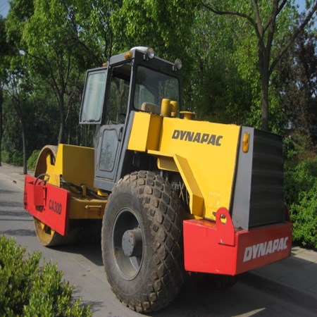 DANAPAC ROLLER BOMAG BW217D