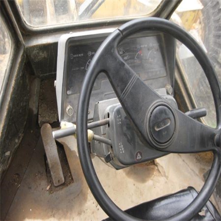 USED KOMASTU  360-3 WHEEL LOADER