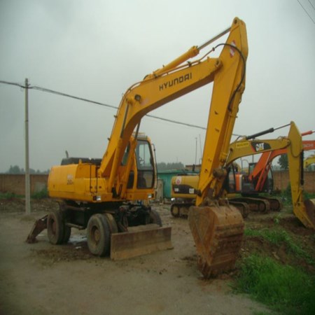 USED HYUNDAI R210W-5 WHEEL EXCAVATOR