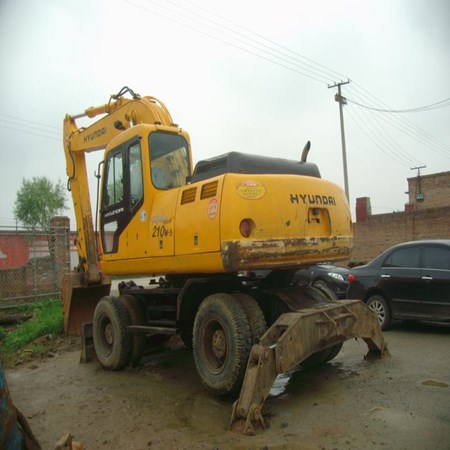 USED HYUNDAI R210W-5 WHEEL EXCAVATOR