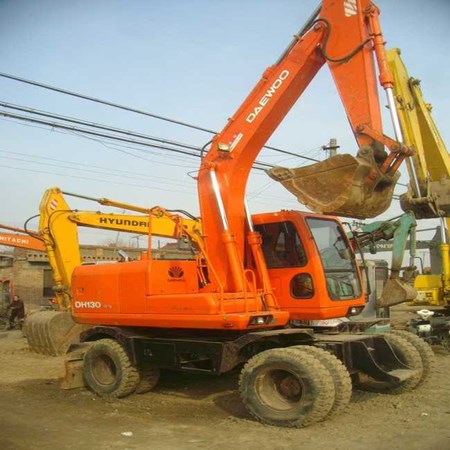 USED DAEWOO DH130W-V WHEEL EXCAVATOR