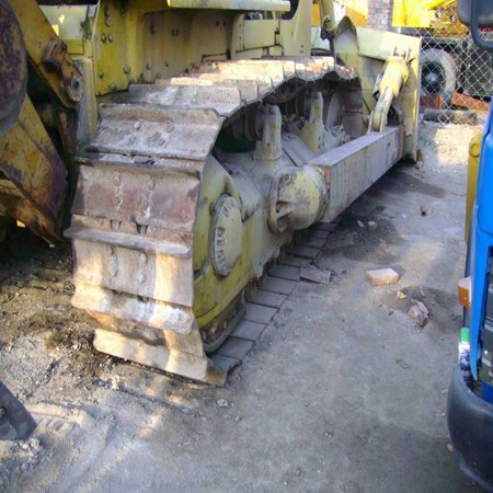 UED CAT D8H BULLDOZER