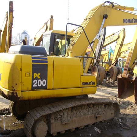 USED EXCAVATOR KOMATSU PC200-7