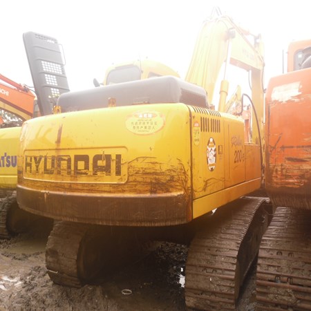 USED HYUNDAI 200-5 CRAWLER EXCAVATOR 