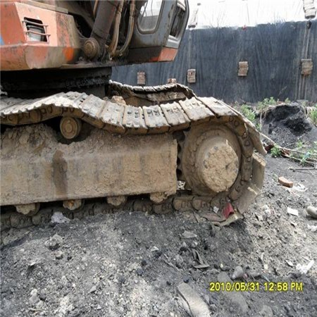 USED HITACIH EX200-1 CRAWLER EXCAVATOR
