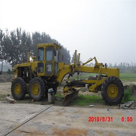 KOMATSU MOTOR GRADER GD705A-4