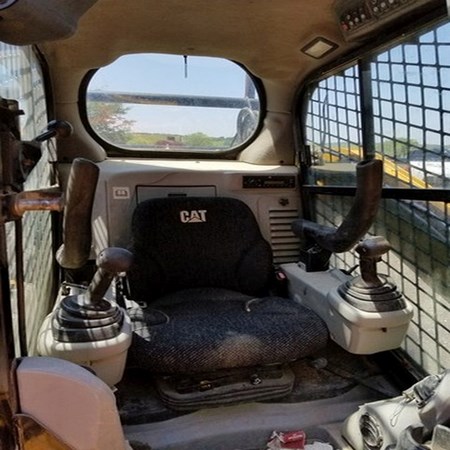 Used Caterpillar 262C Skid Steer Loader for Sale