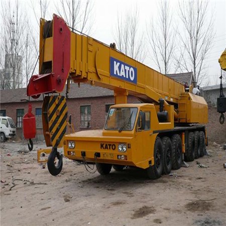 80ton kato mobile crane