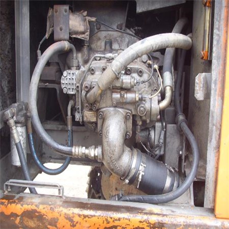 Used construction Excavator EX200-3